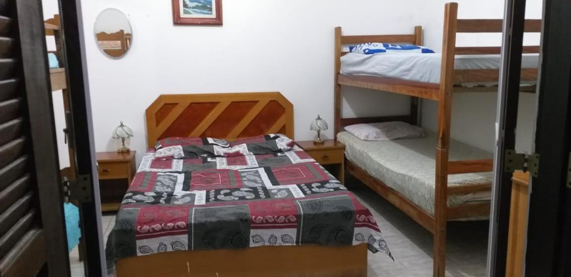 Hostel Praia Martin De Sa Caraguatatuba Exteriör bild